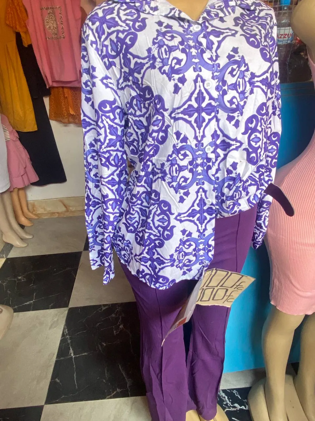 Ensemble pantalon et chemise