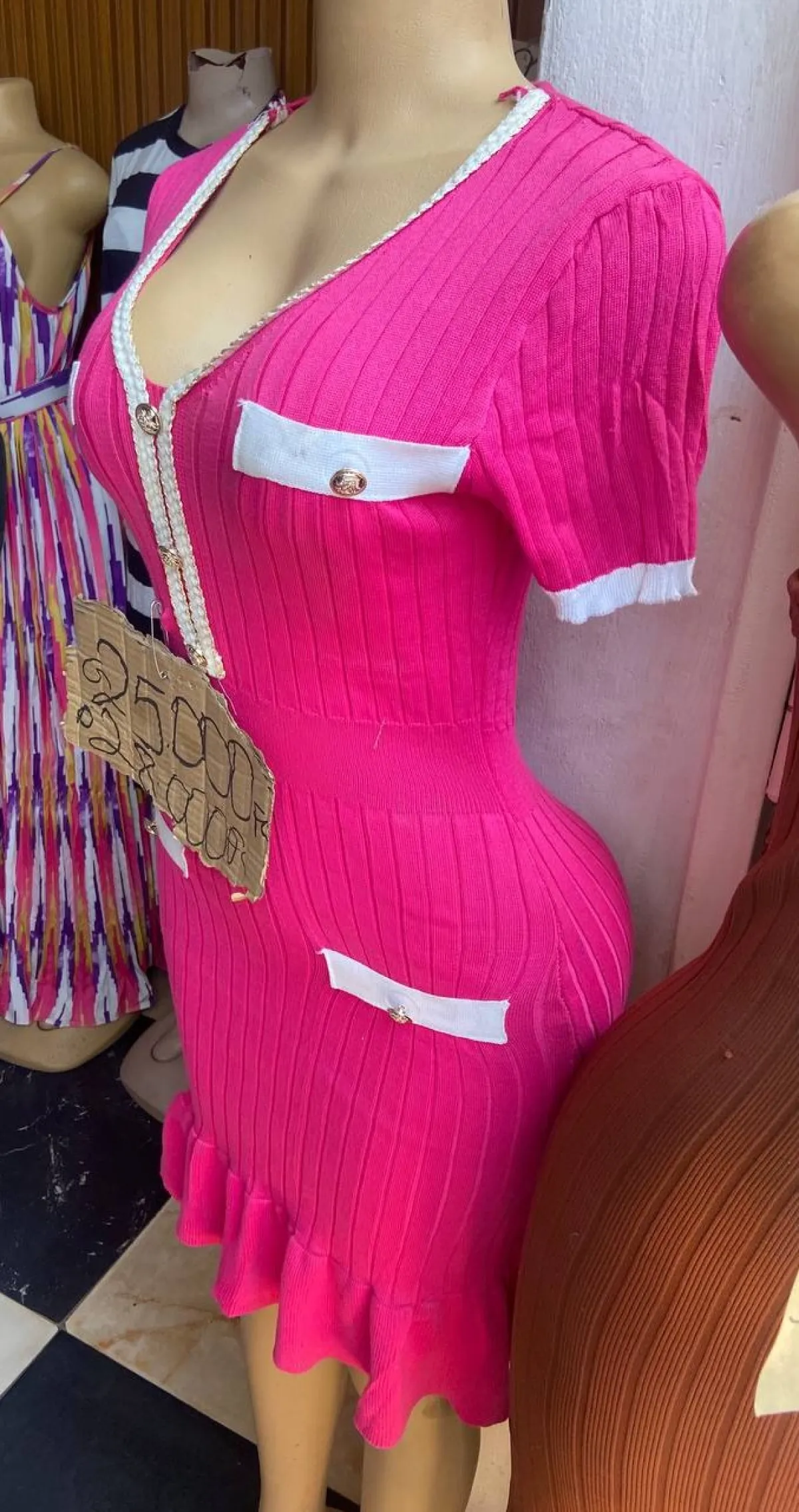 Robe courte droite