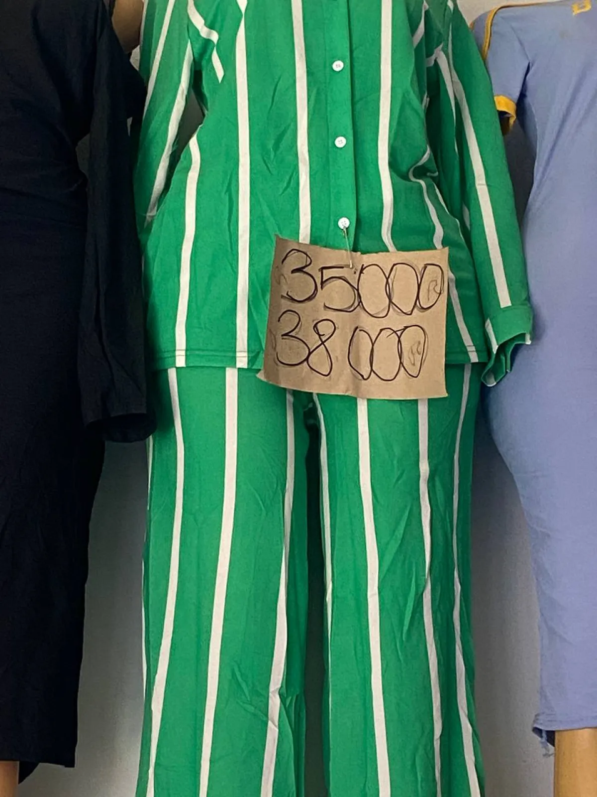 Ensemble chemise et pantalon