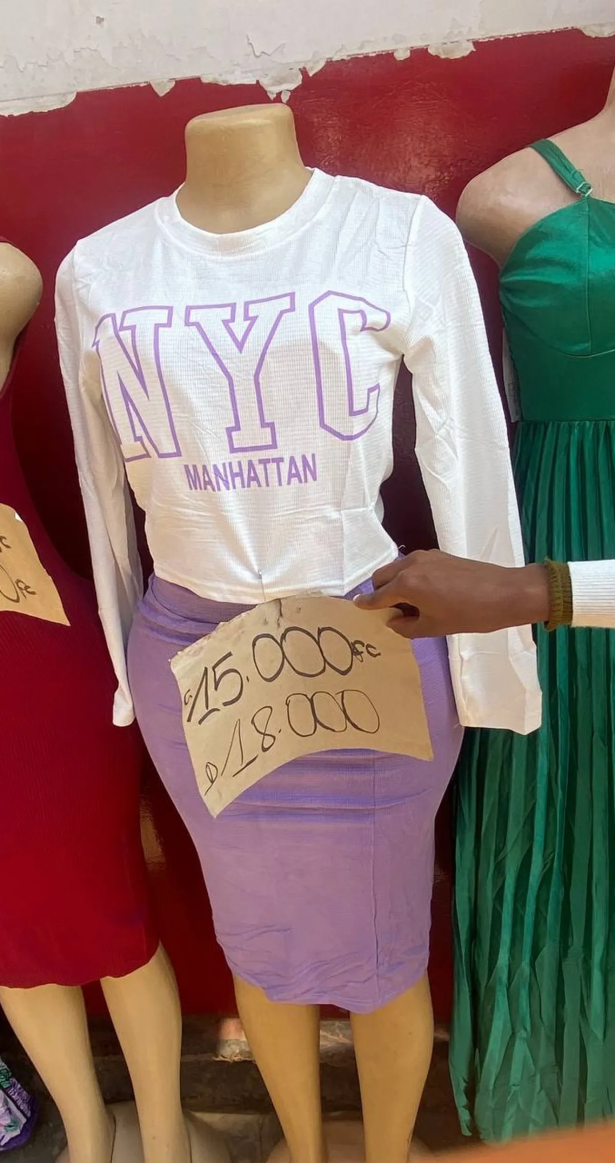 Ensemble t-shirt et jupe