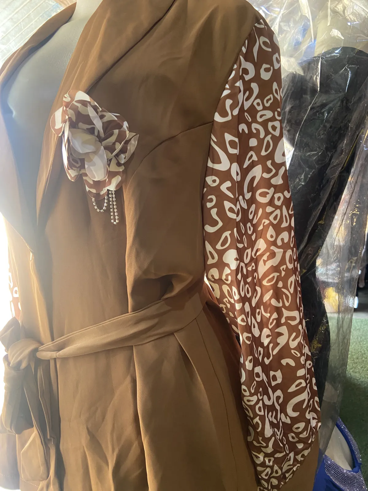 Miniature Ensemble veste avec jupe plissée