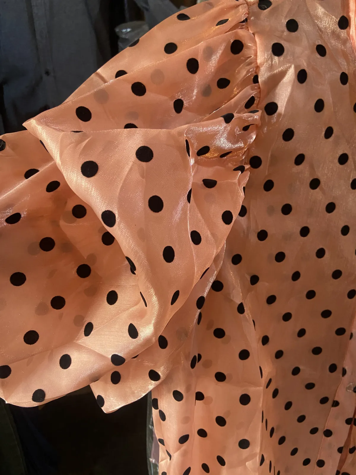 Miniature Haut ou blouse dame aux manches bouffantes