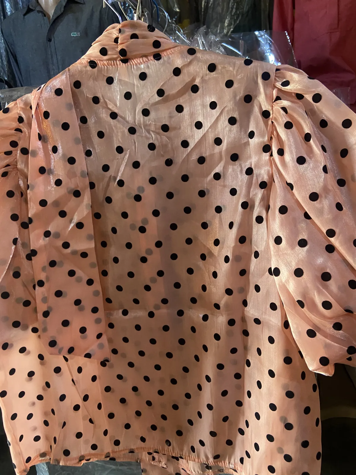 Miniature Haut ou blouse dame aux manches bouffantes