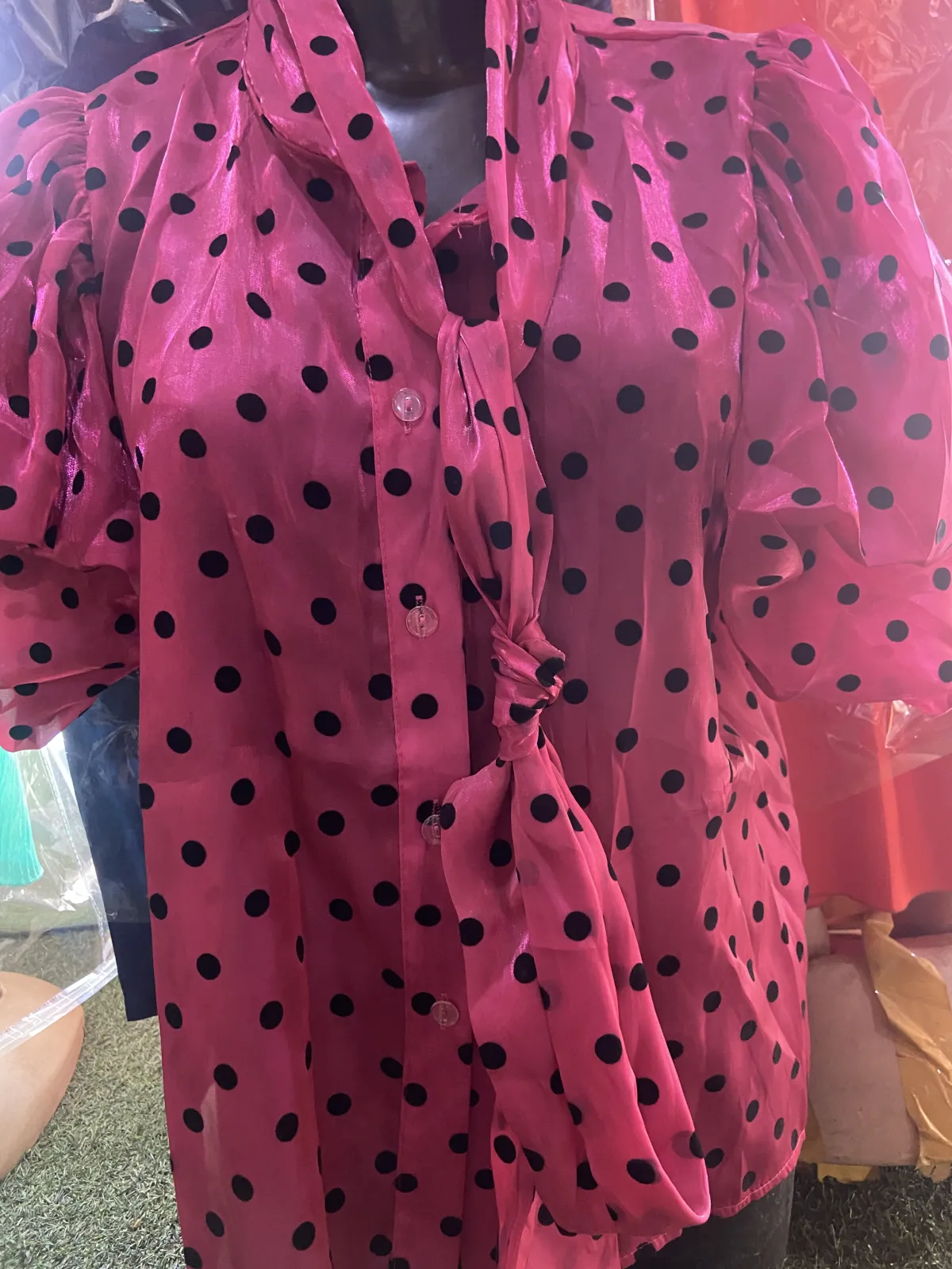 Miniature Haut ou blouse dame aux manches bouffantes