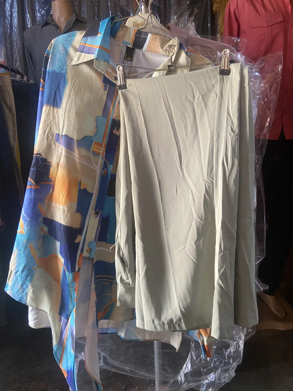 Ensemble pantalon et chemise