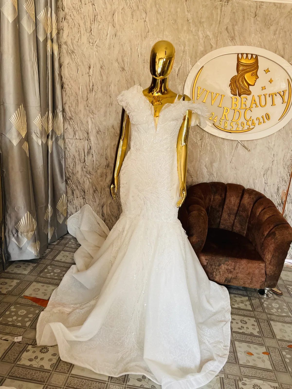 Robe sirène avec traîne (mariage)