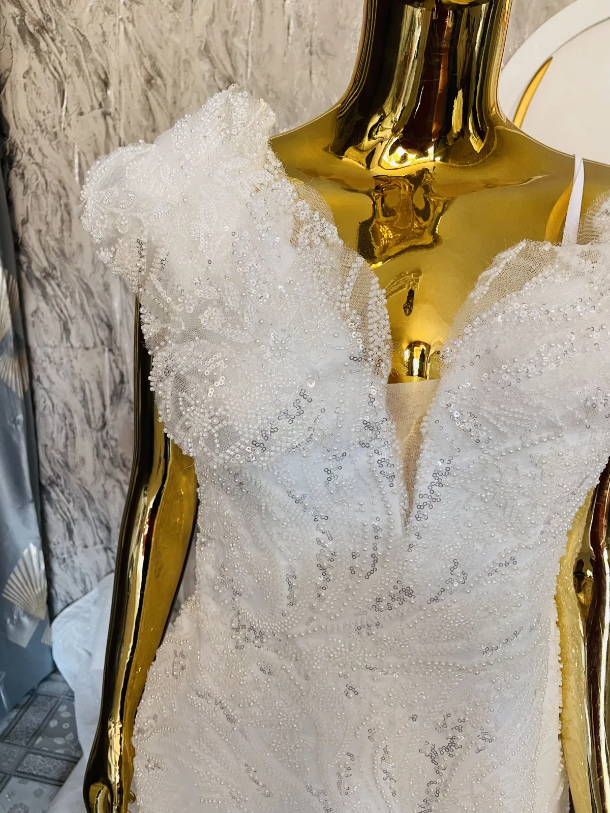 Miniature Robe sirène avec traîne (mariage)