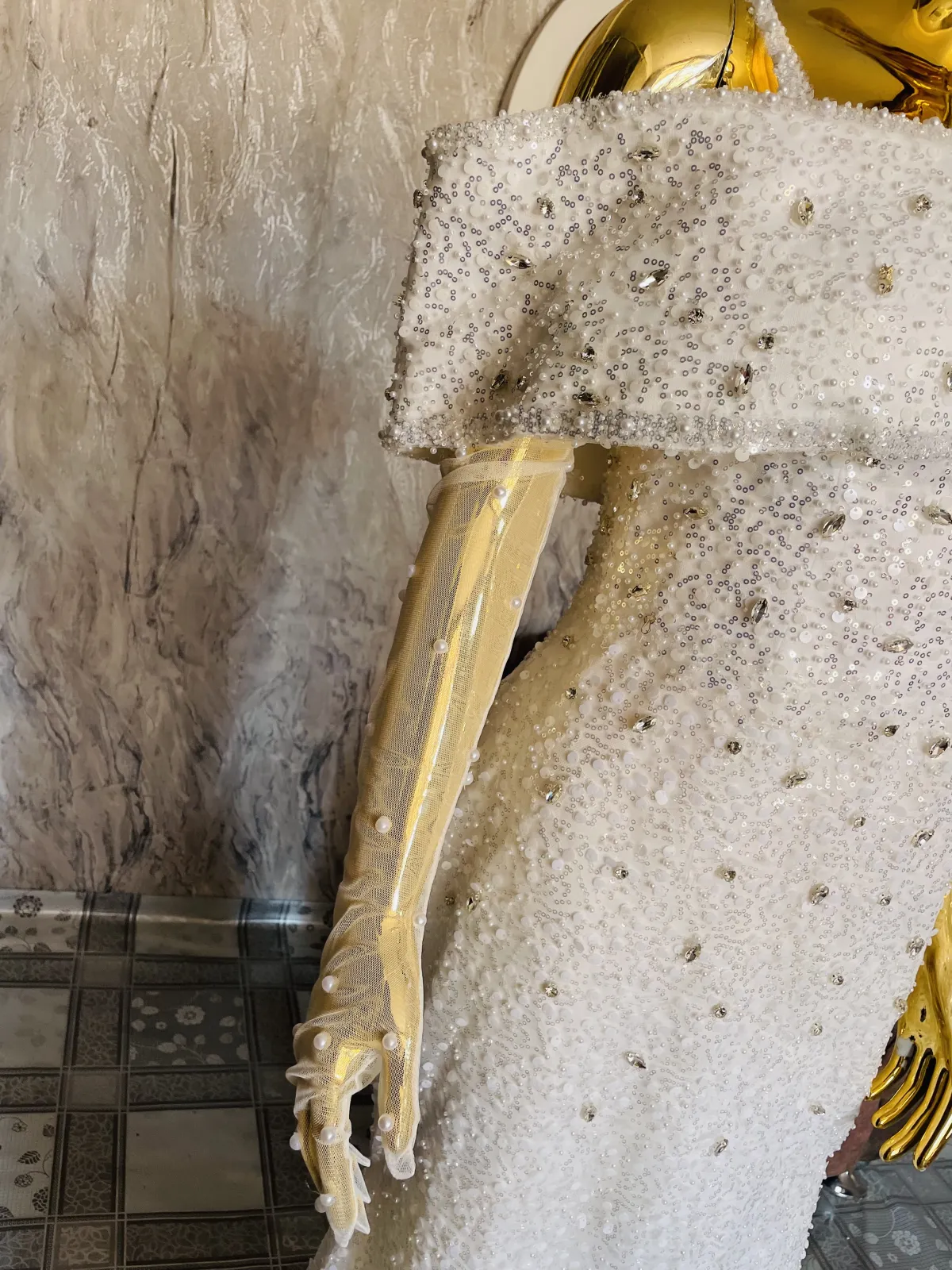 Miniature Robe sirène perlée (mariage)